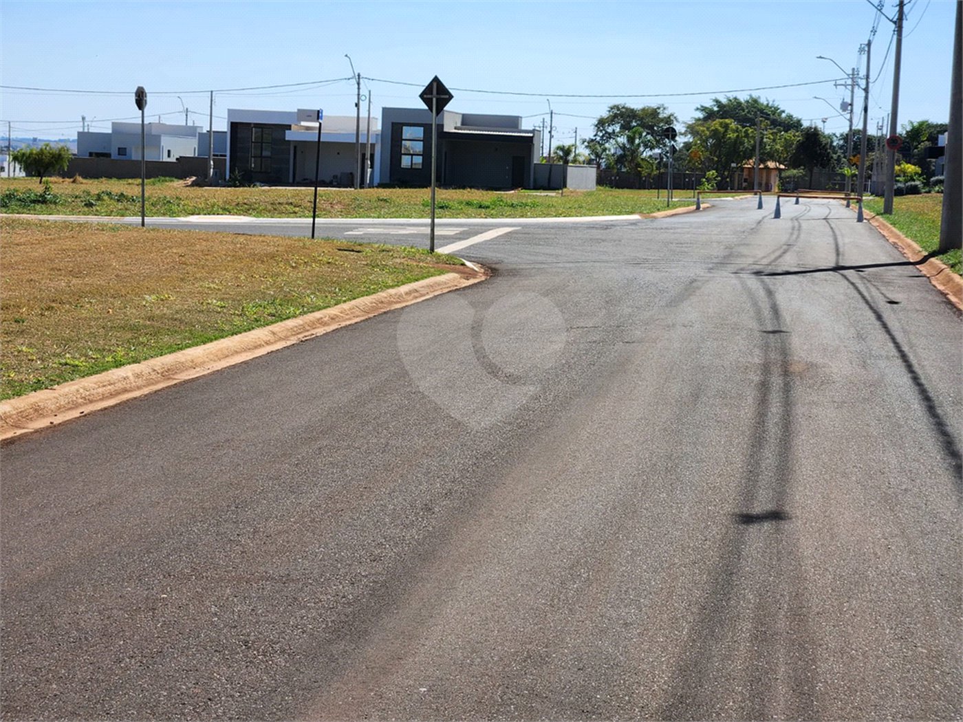 Terreno à venda no condomínio Bella Vittà Araraquara, Araraquara - SP