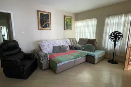 Casa à venda com 3 quartos, sendo 1 suíte,  em Vila Oliveira, Mogi das Cruzes, SP