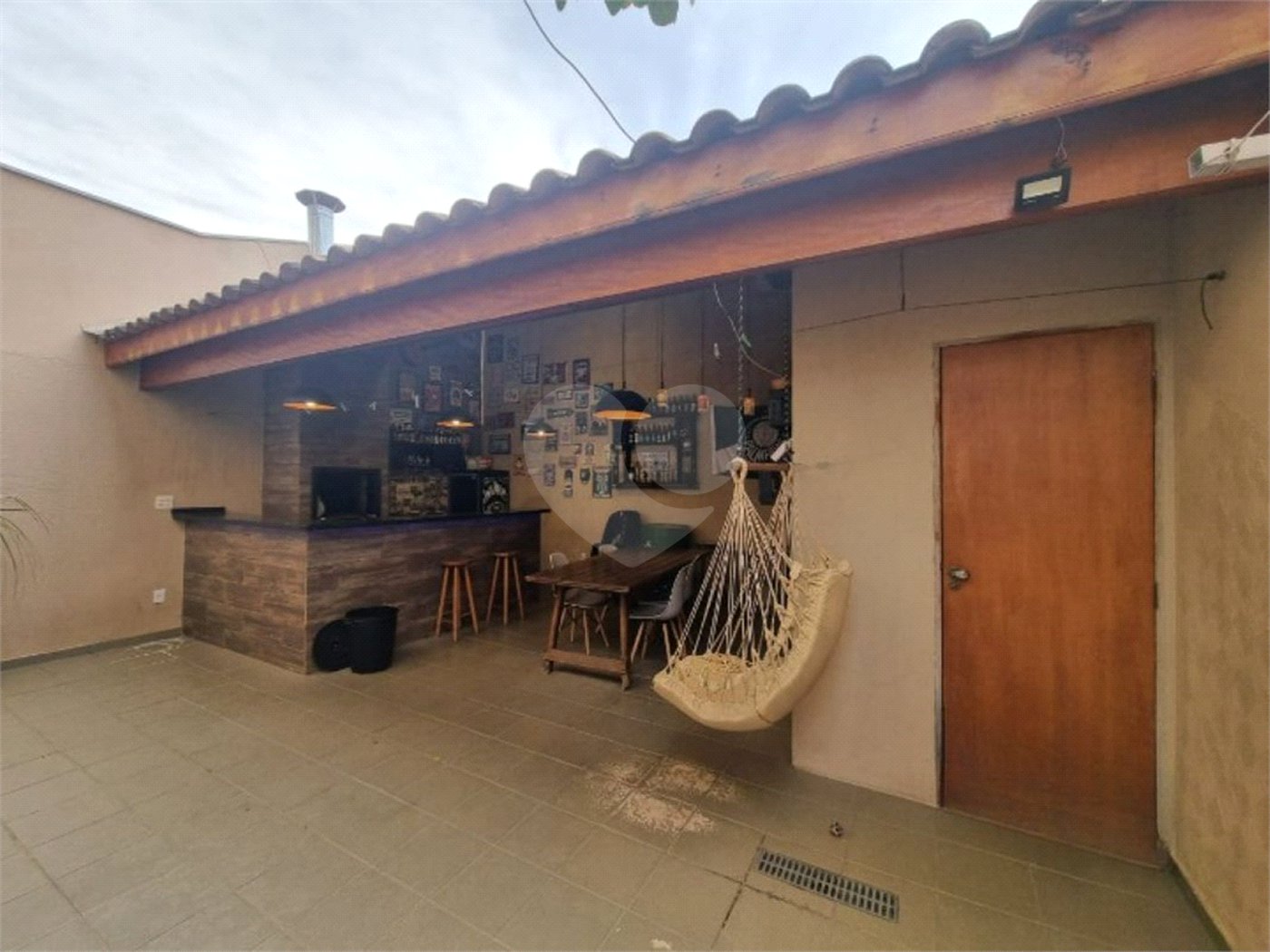 Casa à venda com 3 quartos, sendo 1 suíte,  no condomínio Bella Vista, Sorocaba - SP