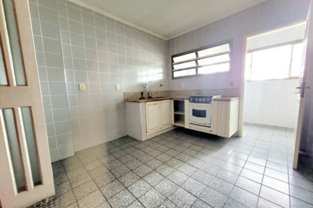 Apartamento com 2 dormitórios, 1 suíte, dependência de empregada à venda, 107 m² por R$ 640.000 - Marapé - Santos/SP
