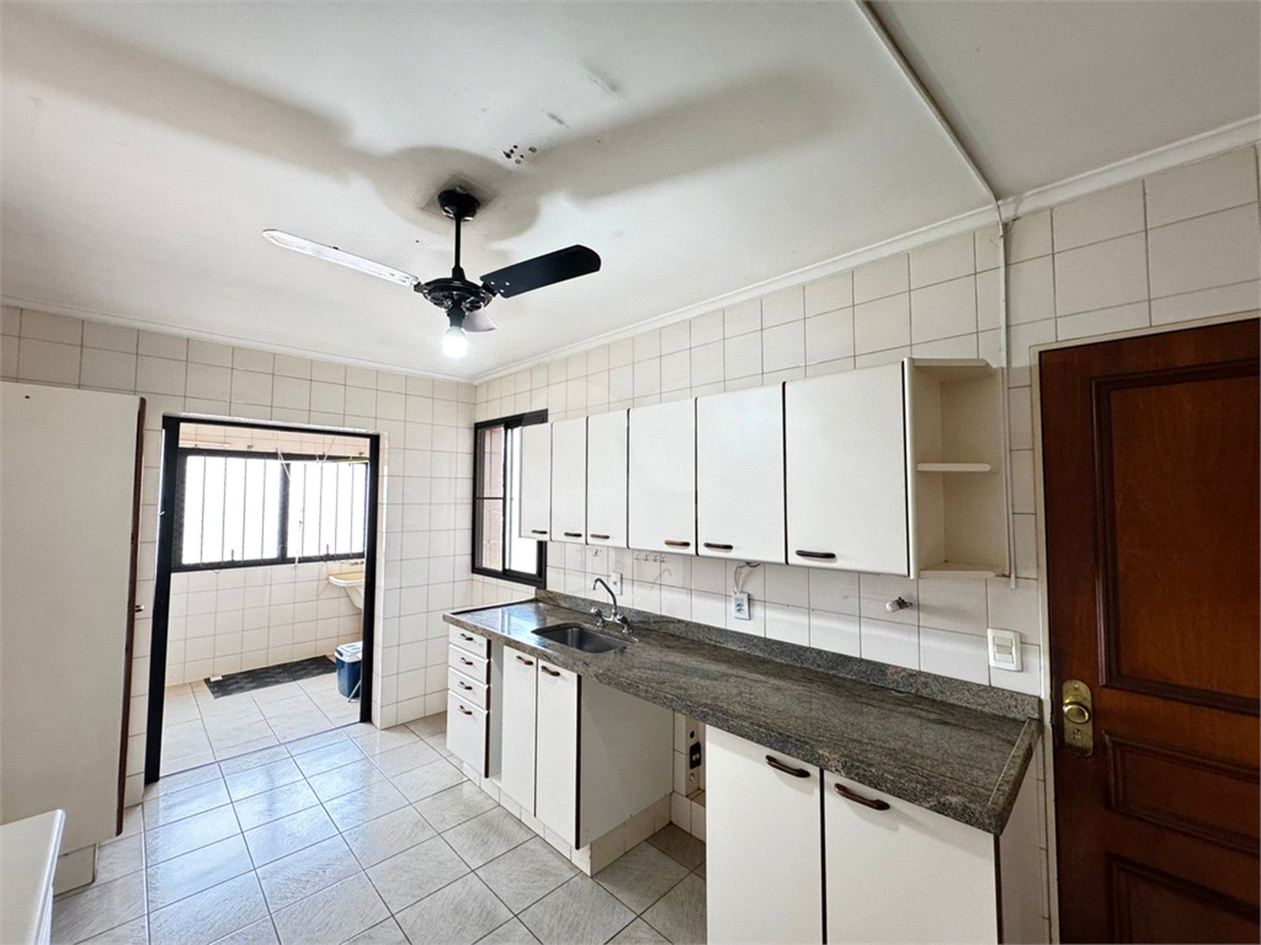 Apartamento à venda com 3 quartos, sendo 1 suíte, em Jardim Sumaré, Ribeirão Preto, SP