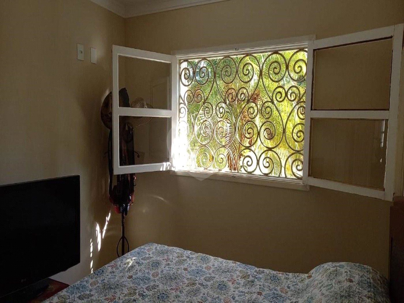 Casa à venda com 3 quartos, sendo 1 suíte,  em Bosque, Vinhedo, SP