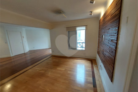 Apartamento à venda com 2 suítes em Vila Gertrudes, São Paulo, SP