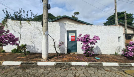 Casa à venda com 2 quartos no Centro, Alambari, SP