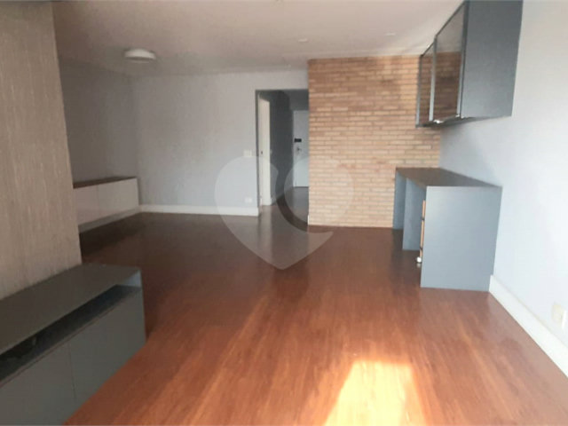 Apartamento à venda com 3 quartos, sendo 1 suíte,  em Santana, São Paulo, SP