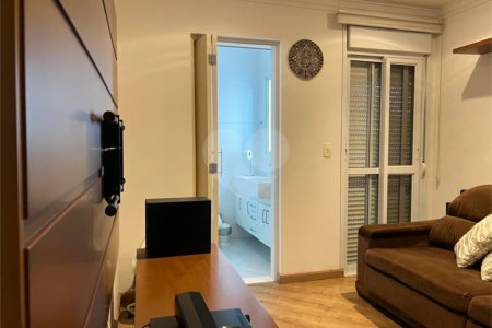 Casa à venda com 3 suítes em Santana, São Paulo, SP