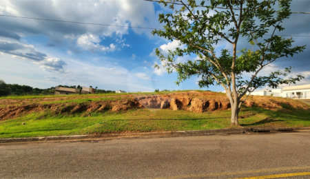 Terreno à venda no condomínio Santa Isabel I, Louveira - SP