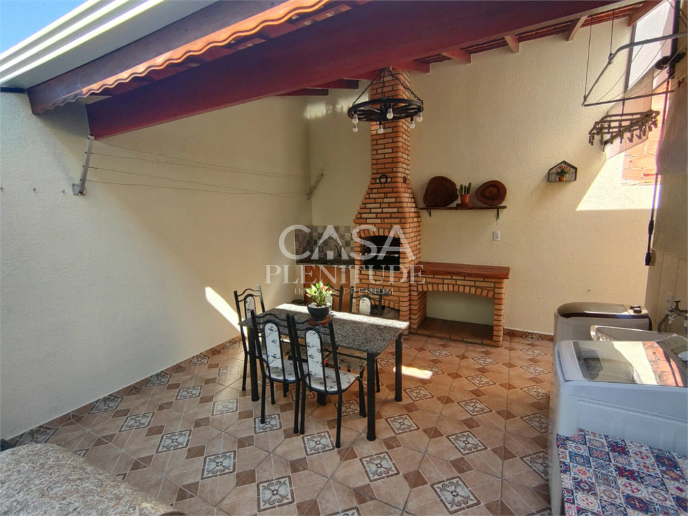 Casa à venda com 2 quartos, sendo 1 suíte, em Jardim Wanel Ville IV, Sorocaba, SP