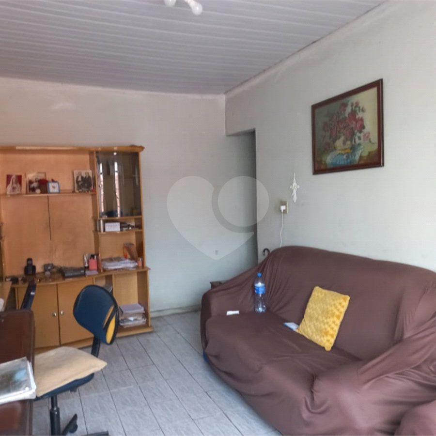 Casa Térrea à venda com 3 quartos em Vila Nivi, São Paulo, SP