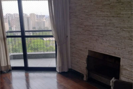 Apartamento à venda com 3 suítes em Vila Suzana, São Paulo, SP
