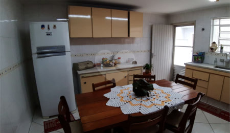 Sobrado à venda com 3 quartos, sendo 1 suíte, em Jardim Floresta, São Paulo, SP
