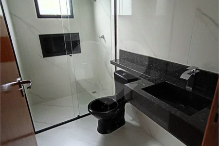 Casa à venda com 3 quartos, sendo 1 suíte, em Loteamento Parque Serras de Atibaia I, Atibaia, SP