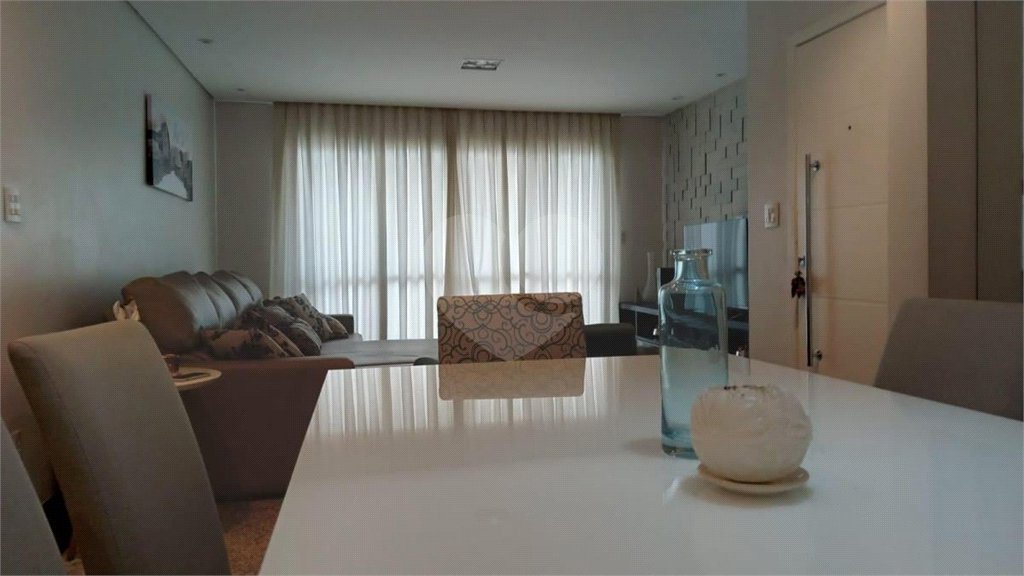 Apartamento à venda com 3 quartos, sendo 1 suíte, em Parque Novo Mundo, São Paulo, SP