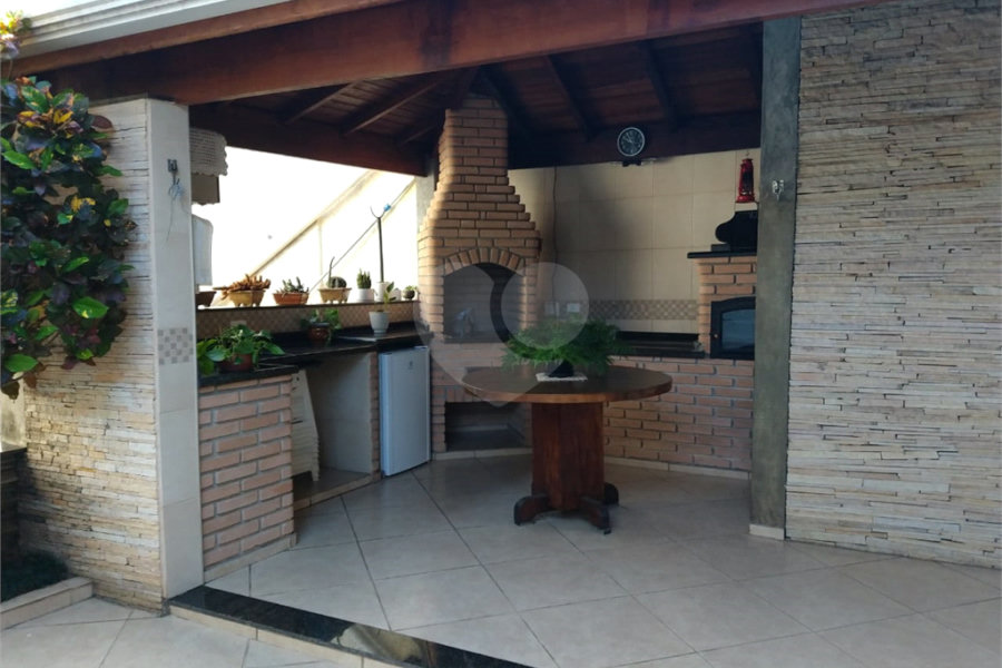 Sobrado à venda com 4 suítes em Tremembé, São Paulo, SP