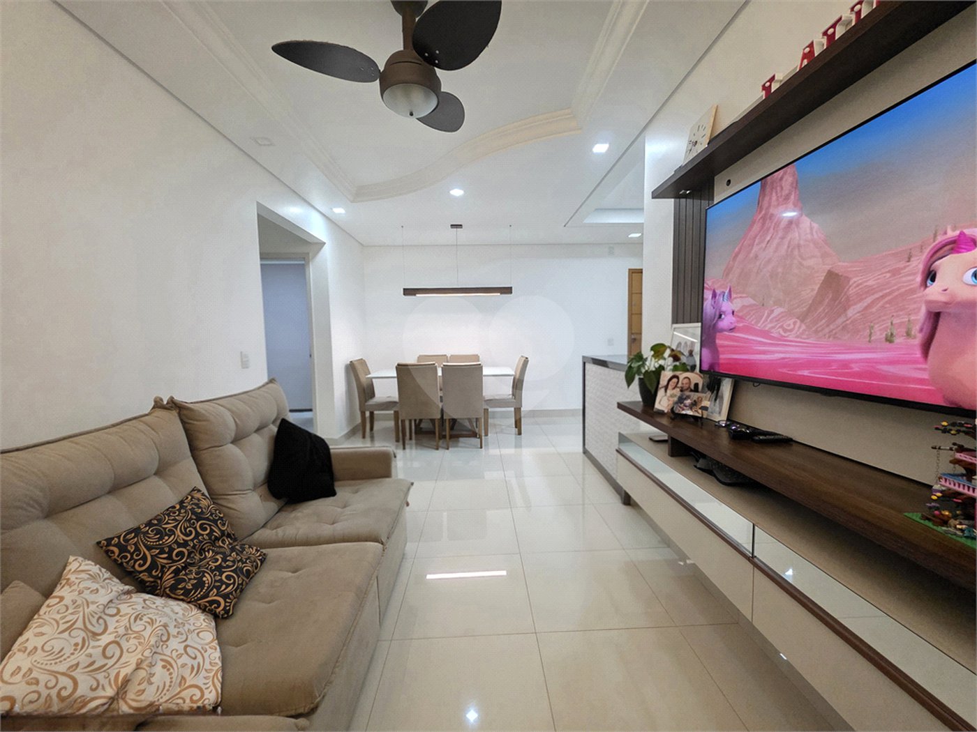 Apartamento à venda com 2 quartos, sendo 1 suíte, em Jardim Eldorado, Vinhedo, SP