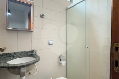 Casa de Vila à venda com 3 quartos, sendo 1 suíte, em Indianópolis, São Paulo, SP