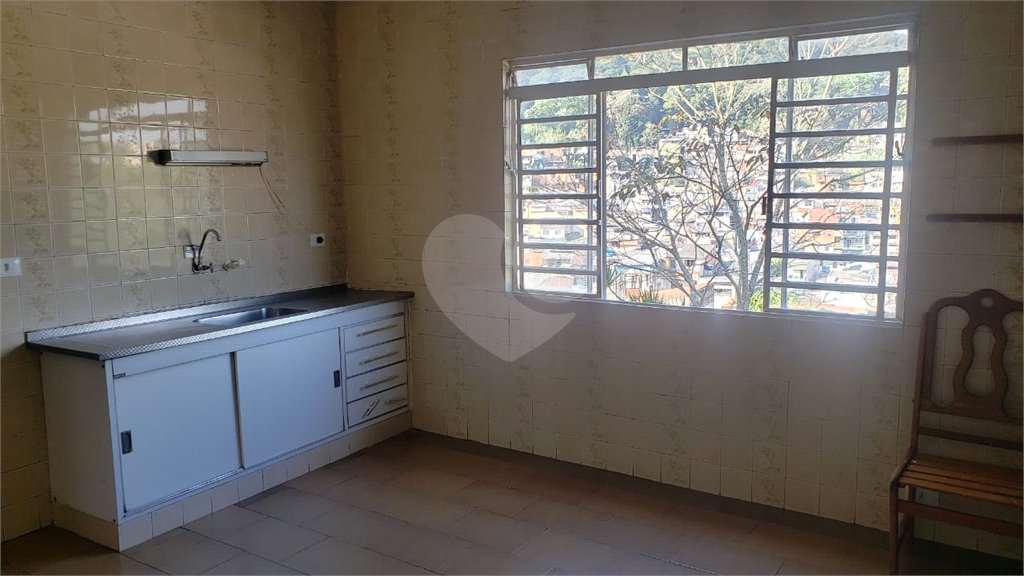 Sobrado à venda com 3 quartos, sendo 1 suíte, em Horto, São Paulo, SP