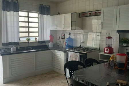 Sobrado à venda com 5 quartos, sendo 1 suíte,  em Jardim Franca, São Paulo, SP