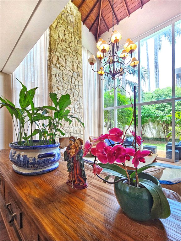 Casa à venda com 4 suítes no condomínio Ville Courchevel, São Paulo - SP