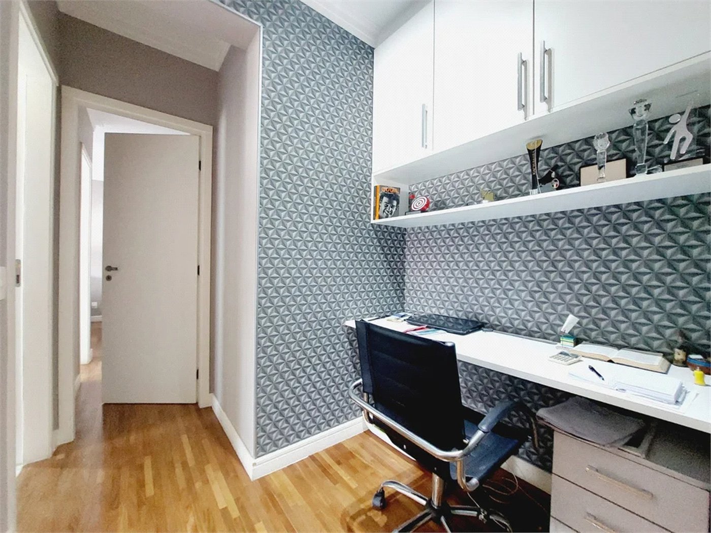 Apartamento à venda com 2 quartos, sendo 1 suíte,  em Vila Anastácio, São Paulo, SP