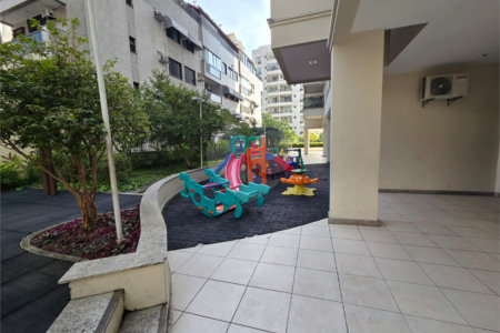 Cobertura à venda ou para alugar com 4 quartos, sendo 1 suíte,  em Tijuca, Rio de Janeiro, RJ