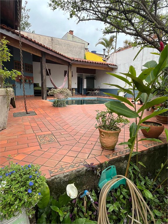 Casa Térrea para alugar com 3 suítes em Jardim do Lago, Atibaia, SP