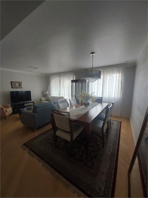Apartamento à venda com 3 quartos, sendo 2 suítes,  em Cidade São Francisco, São Paulo, SP