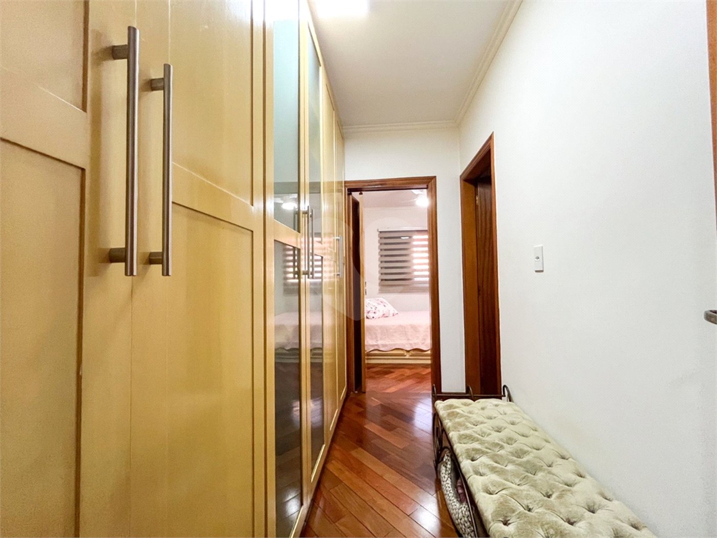 Sobrado à venda com 4 quartos, sendo 1 suíte, em Jardim Textil, São Paulo, SP