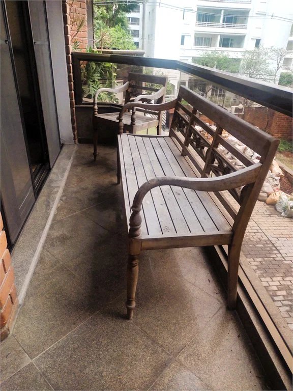 Apartamento à venda com 3 quartos, sendo 1 suíte, em Real Parque, São Paulo, SP