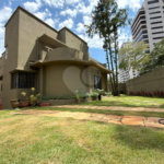 Sobrado para alugar com 6 quartos, sendo 2 suítes,  em Consolação, São Paulo, SP