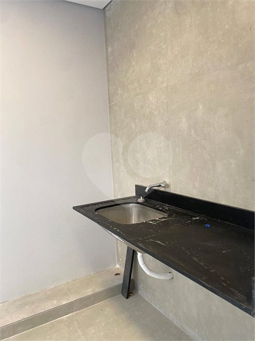 Casa à venda com 4 quartos, sendo 3 suítes, no condomínio Recanto dos Paturis, Vinhedo - SP