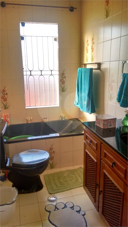 Sobrado à venda com 3 quartos, sendo 1 suíte, em Jaguaré, São Paulo, SP