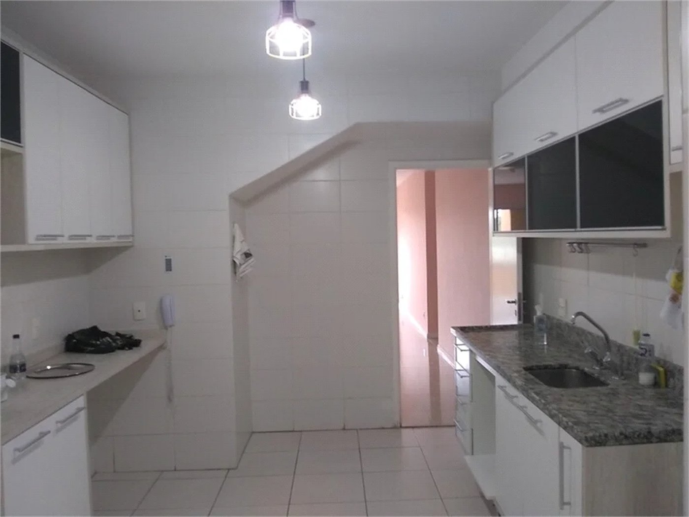 Apartamento à venda com 4 quartos, sendo 2 suítes,  em Paraíso do Morumbi, São Paulo, SP