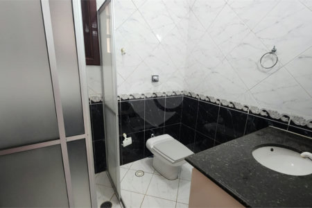 Casa à venda ou para alugar com 3 suítes no condomínio Villagio Capriccio, Louveira - SP
