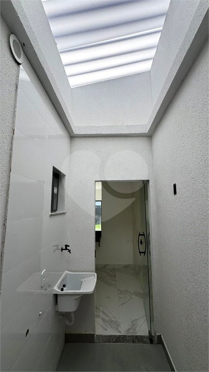Casa à venda com 2 quartos, sendo 1 suíte, no condomínio Parque Guará, Rio de Janeiro - RJ