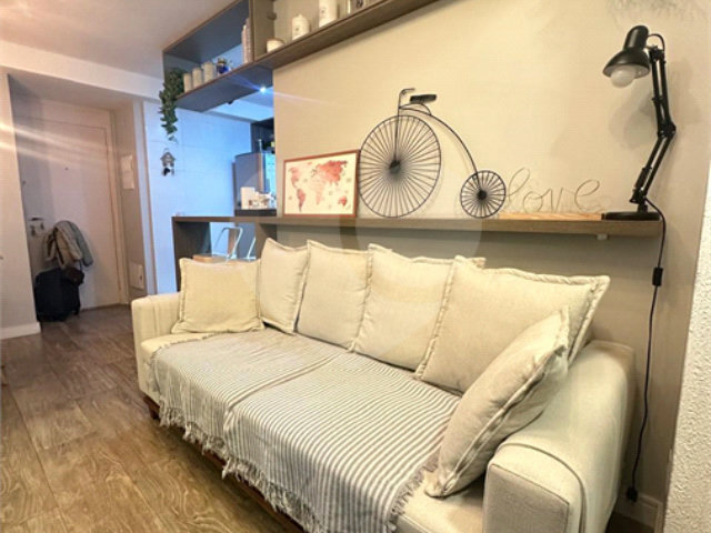 Apartamento à venda com 2 quartos em Vila Maria, São Paulo, SP