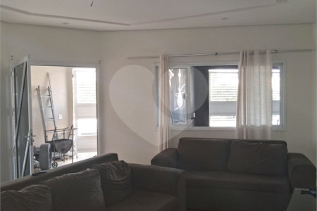 Sobrado à venda com 3 quartos, sendo 1 suíte,  em Jardim Paulistano, Indaiatuba, SP