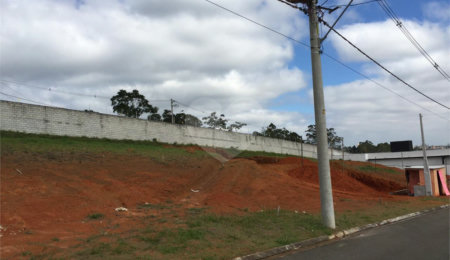 Terreno à venda no condomínio Residencial Veneza, Mogi das Cruzes - SP