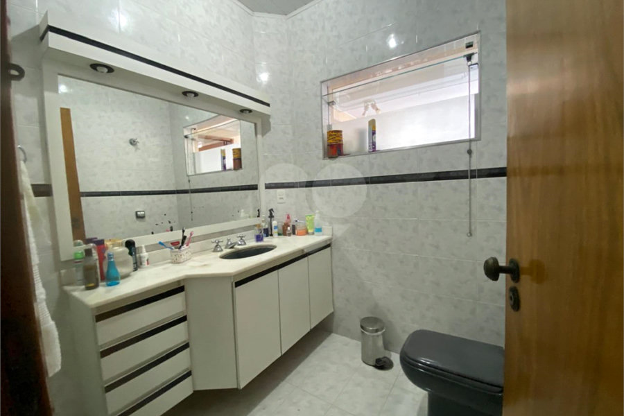 Sobrado à venda com 3 quartos, sendo 1 suíte, em Vila Ipojuca, São Paulo, SP