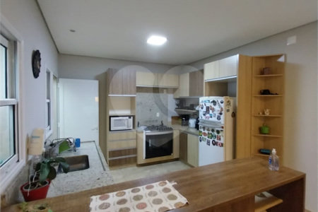 Casa à venda com 3 quartos, sendo 1 suíte, no condomínio Mosaico da Serra, Mogi das Cruzes - SP
