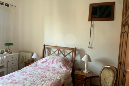 Apartamento à venda com 4 quartos, sendo 3 suítes,  em Pinheiros, São Paulo, SP