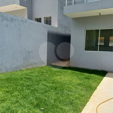 Sobrado à venda com 2 quartos, sendo 1 suíte, em Terras de São José, Mairinque, SP