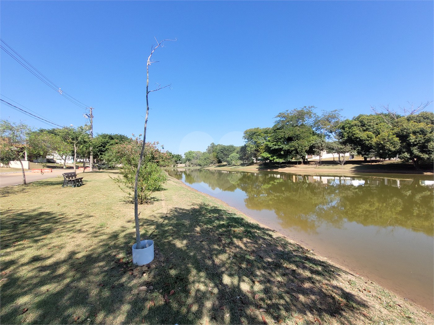 Terreno à venda com 3 quartos, sendo 1 suíte,  no condomínio Evidence Residencial, Araçoiaba da Serra - SP