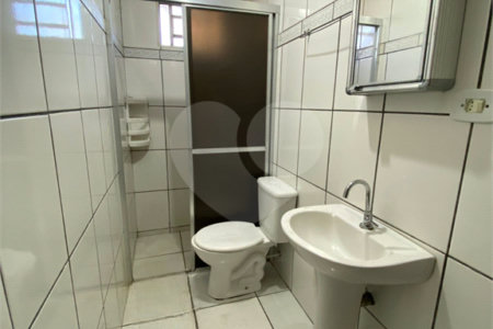 Casa à venda com 3 quartos, sendo 2 suítes, no Centro, Três Lagoas, MS