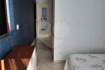 Sobrado à venda com 3 quartos, sendo 1 suíte, em Jardim Ester, São Paulo, SP
