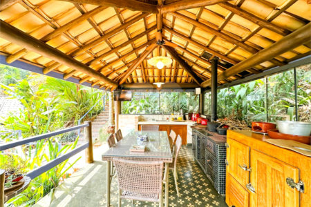 Casa à venda com 3 suítes no condomínio São Joaquim, Vinhedo - SP
