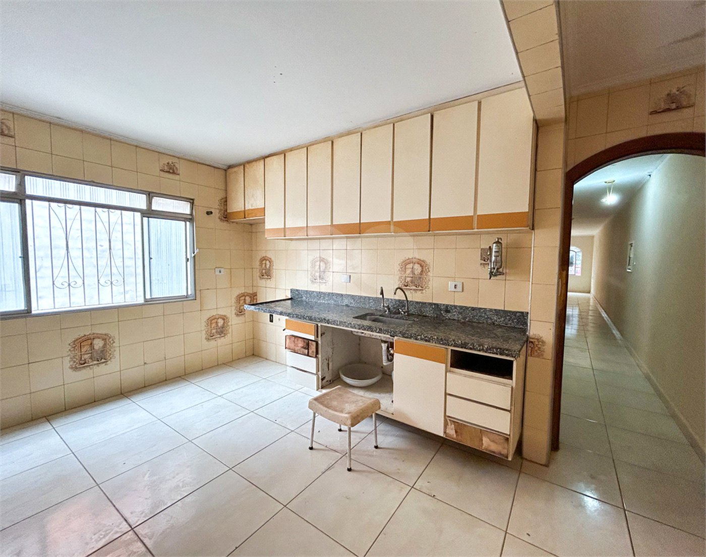 Sobrado à venda com 4 quartos, sendo 3 suítes, em Vila Libanesa, São Paulo, SP