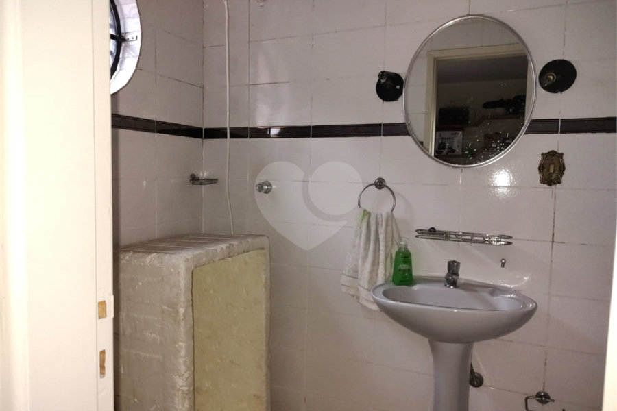 Casa Térrea à venda com 6 quartos, sendo 4 suítes, em Cangaíba, São Paulo, SP
