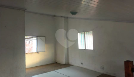Sobrado à venda com 3 quartos em Serra da Cantareira, Mairiporã, SP