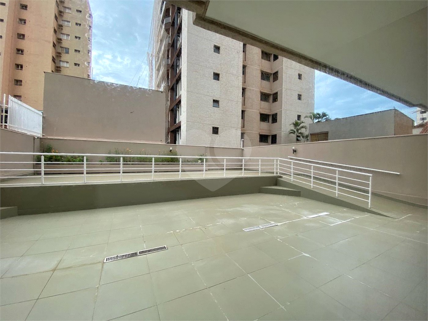 Apartamento à venda com 2 quartos, sendo 1 suíte, no Centro, Ribeirão Preto, SP